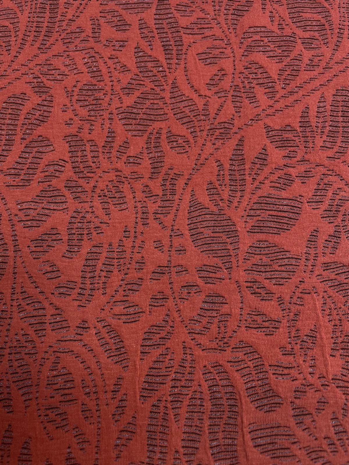 Jacquard rost mit Blütenmuster